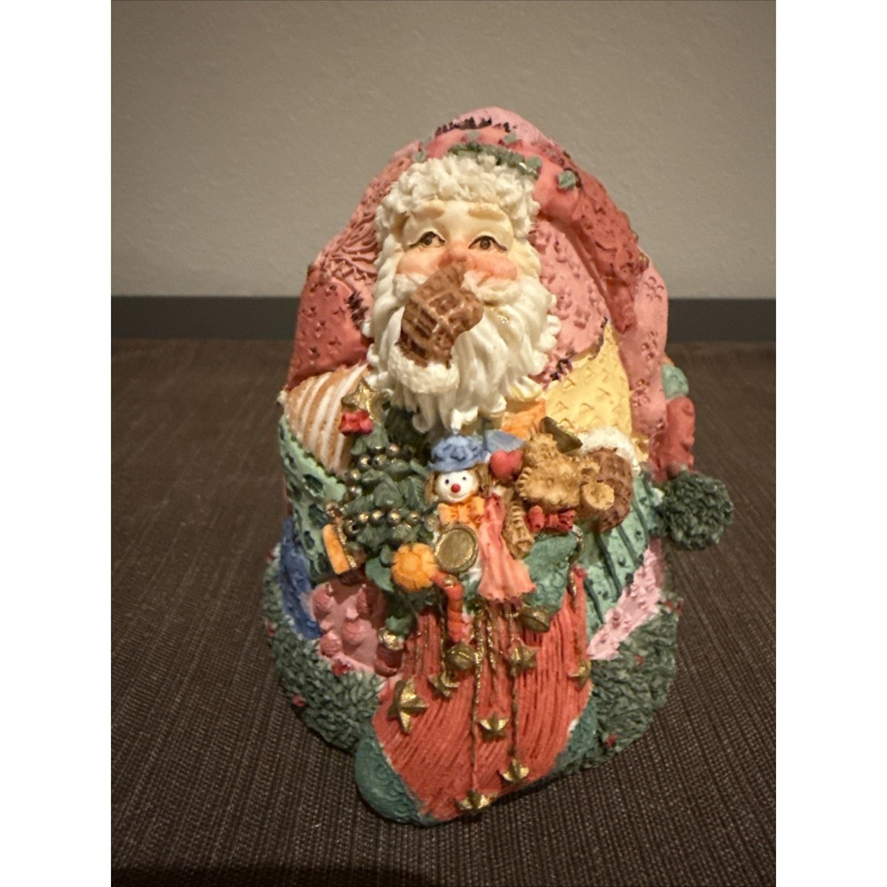 WONGS 4" Santa With Filled Stocking‎ Finger To Nose Figurine